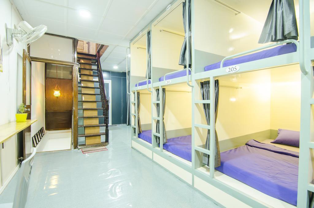 Min Galar Par Hostel Yangon Exterior foto